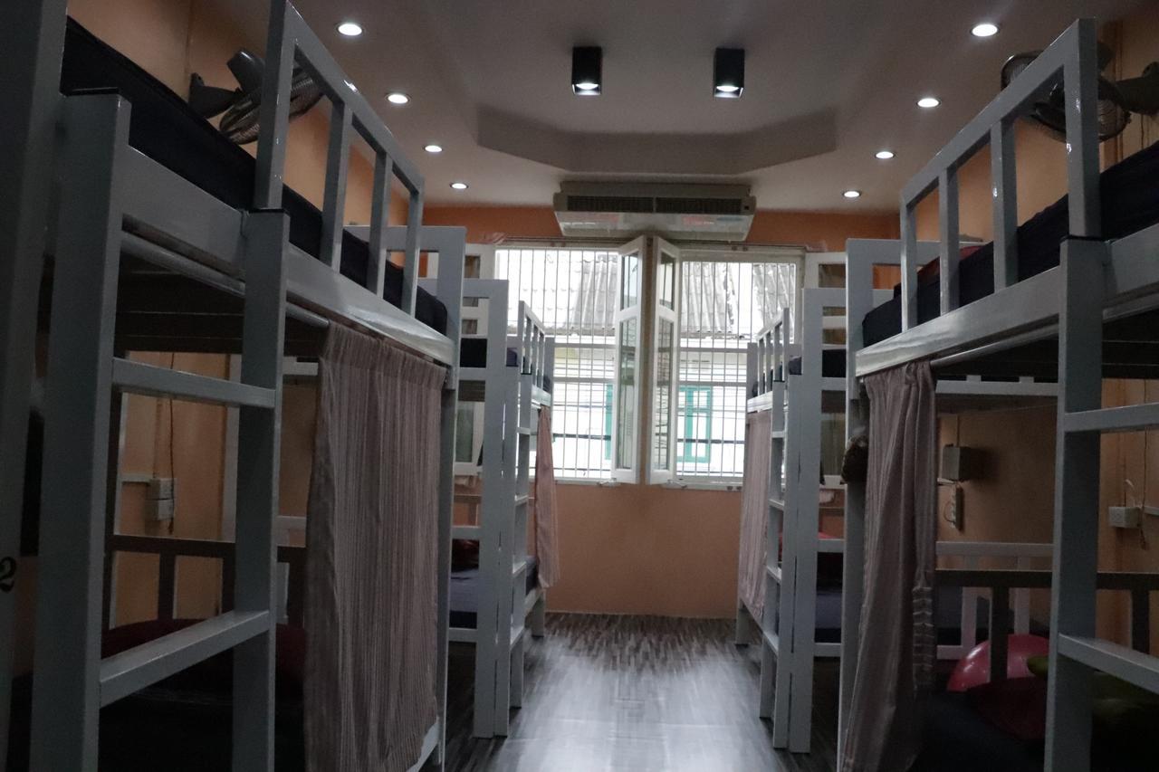 Ama Hostel Bangkok Buitenkant foto