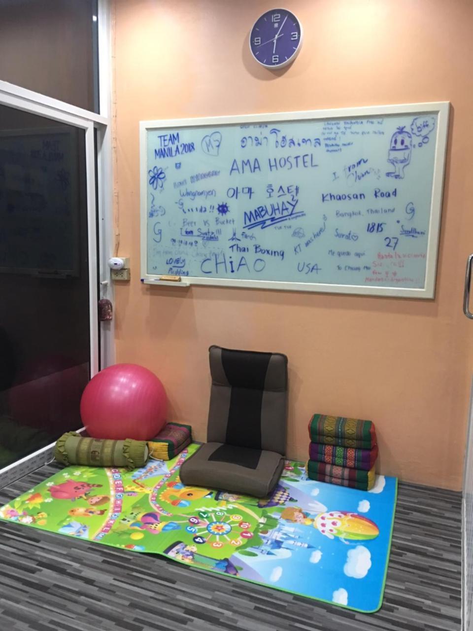 Ama Hostel Bangkok Buitenkant foto
