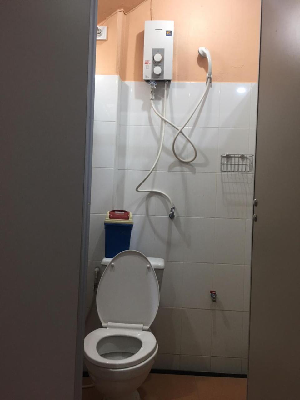 Ama Hostel Bangkok Buitenkant foto